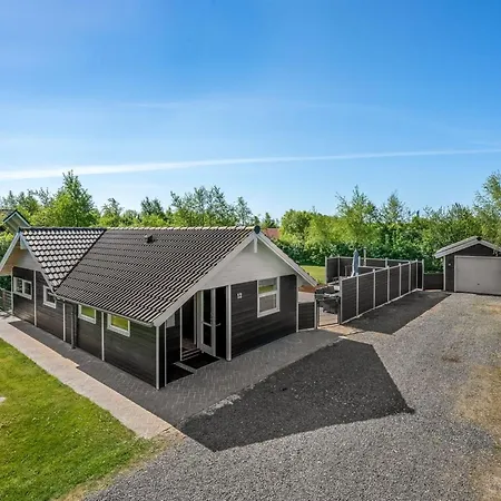 Kuisma - 1-1km To The Fjord By Interhome Feriehus